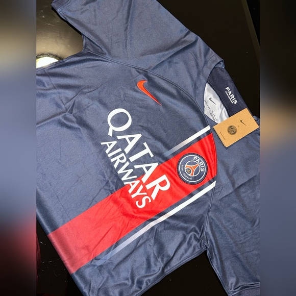 Soccer shirts - Picture 5 of 16